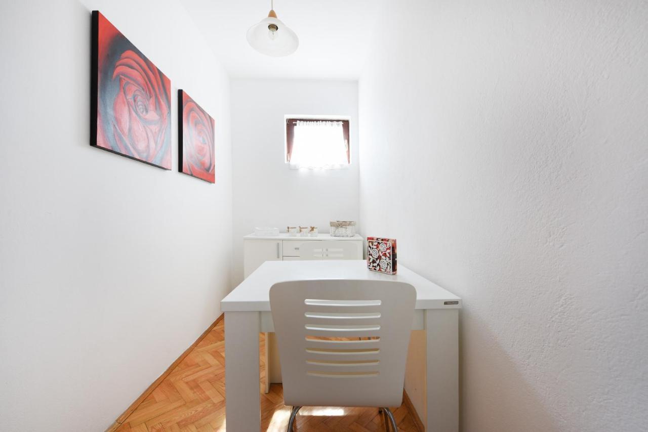 Appartamento Diana Borik Zara Esterno foto