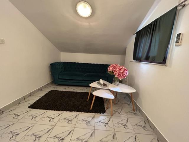Appartamento Diana Borik Zara Esterno foto